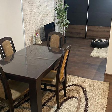 Arni Apartments Donja Vrezina Bagian luar foto